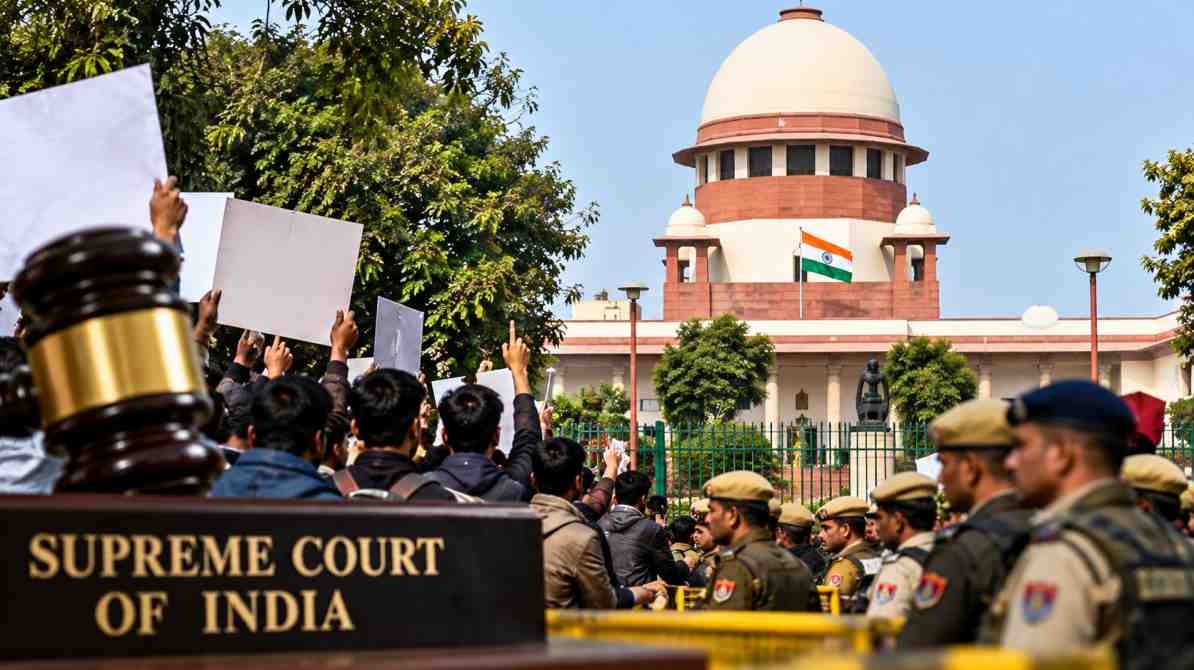 प्रदर्शनकारियों की हिरासत पर सुप्रीम कोर्ट में सुनवाई, नागरिक अधिकारों और पुलिस कार्रवाई पर उठे सवाल
